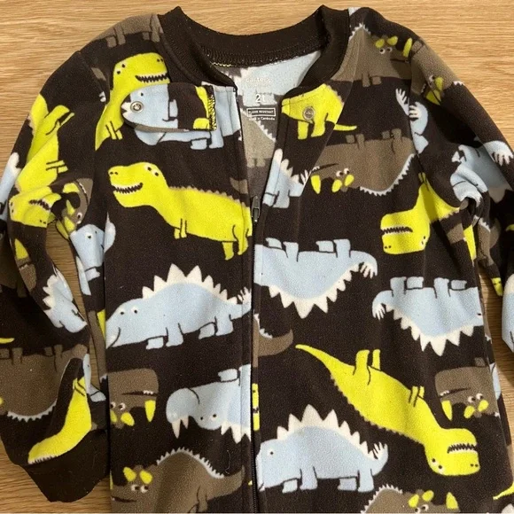 Carter’s 2T & 3T Footie One Piece Pajamas - Picture 4 of 4